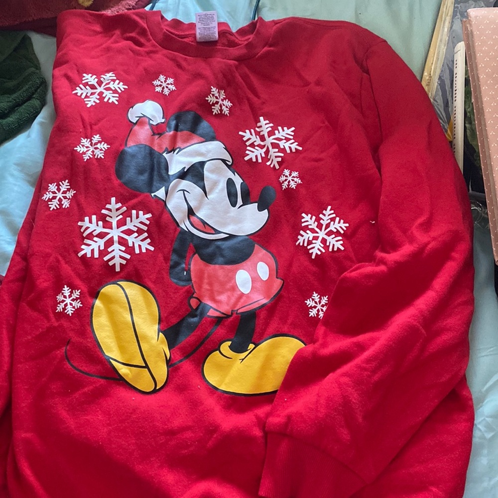 Mickey Mouse Christmas Sweatshirt worn once size XL